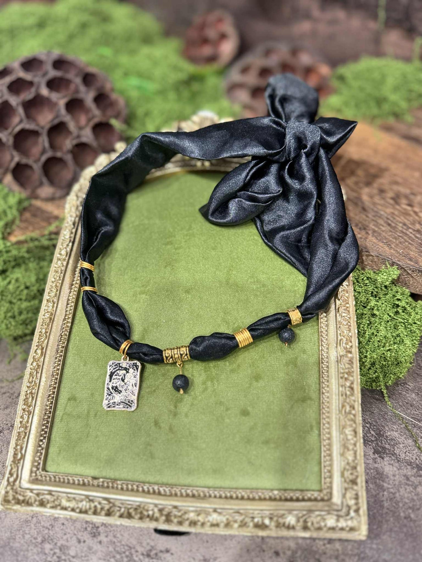 Silk necklace