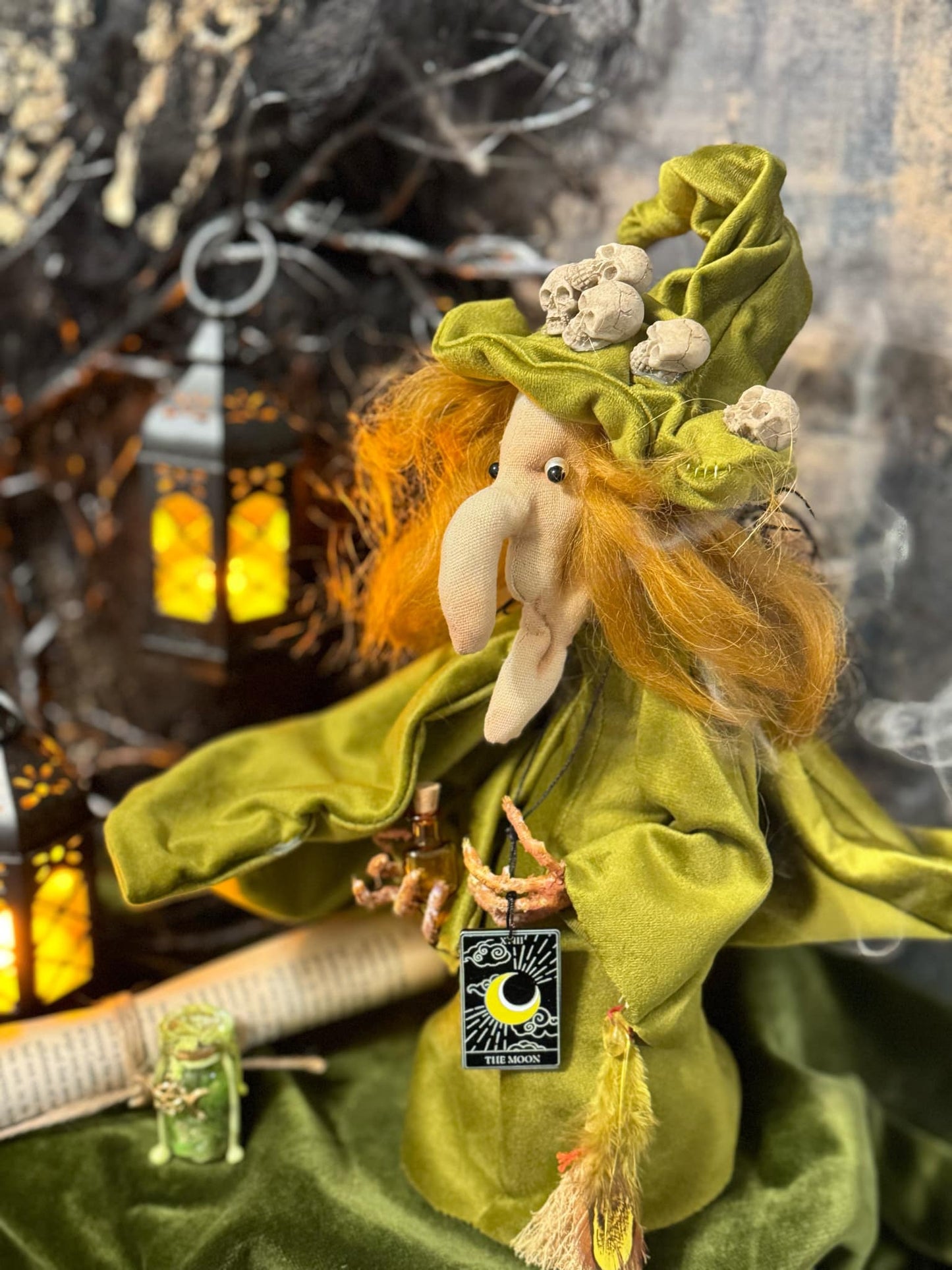 Taro card Witch