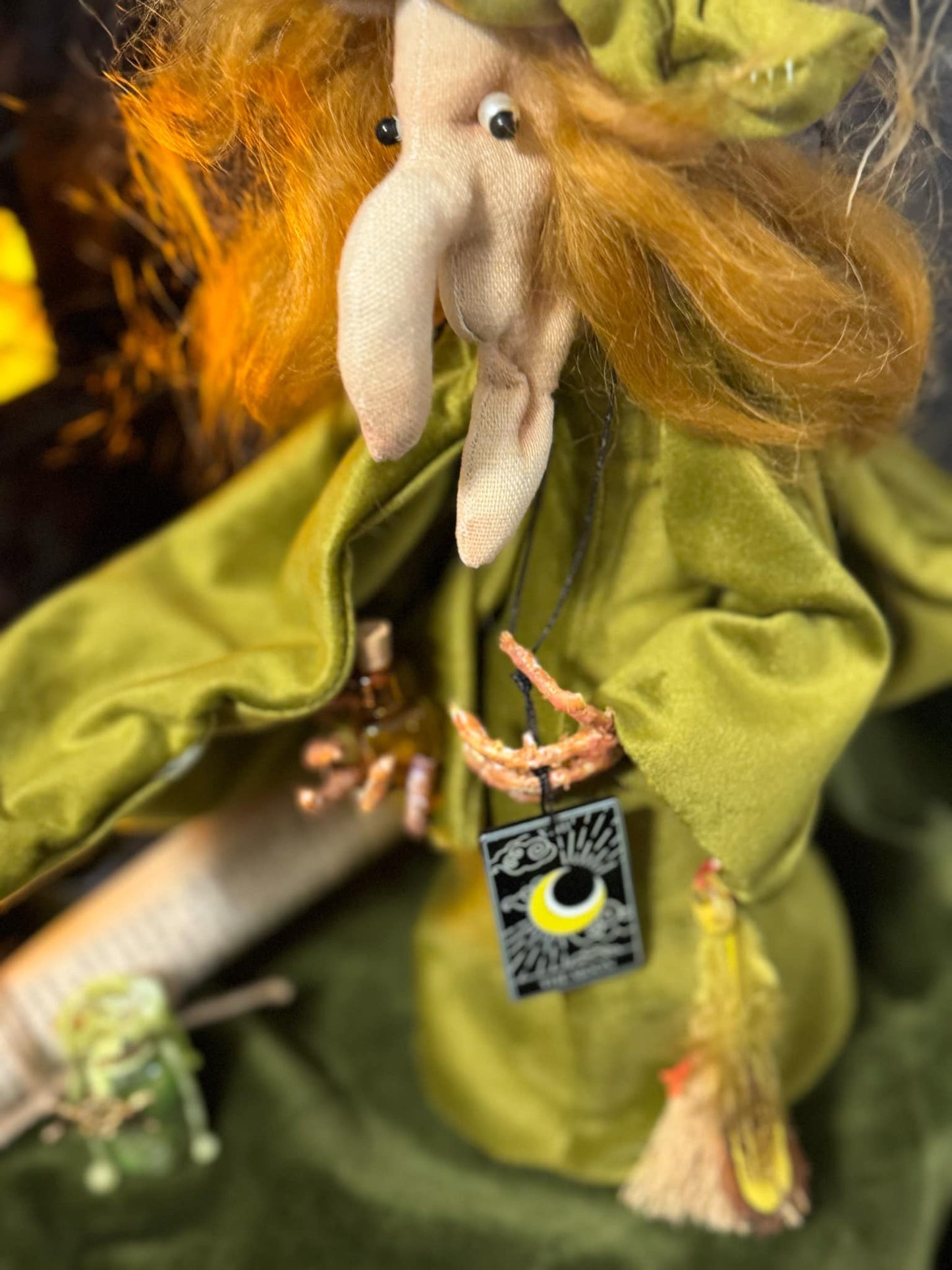 Taro card Witch