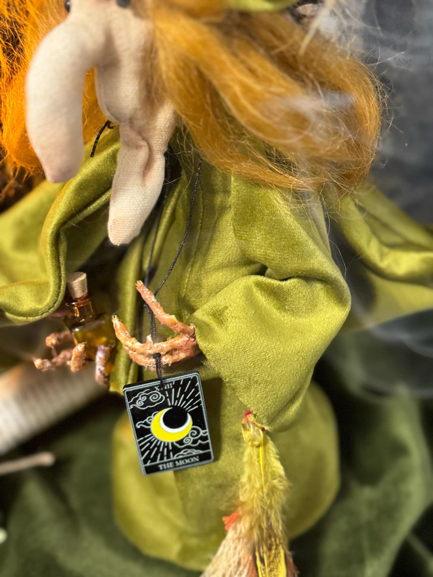 Taro card Witch