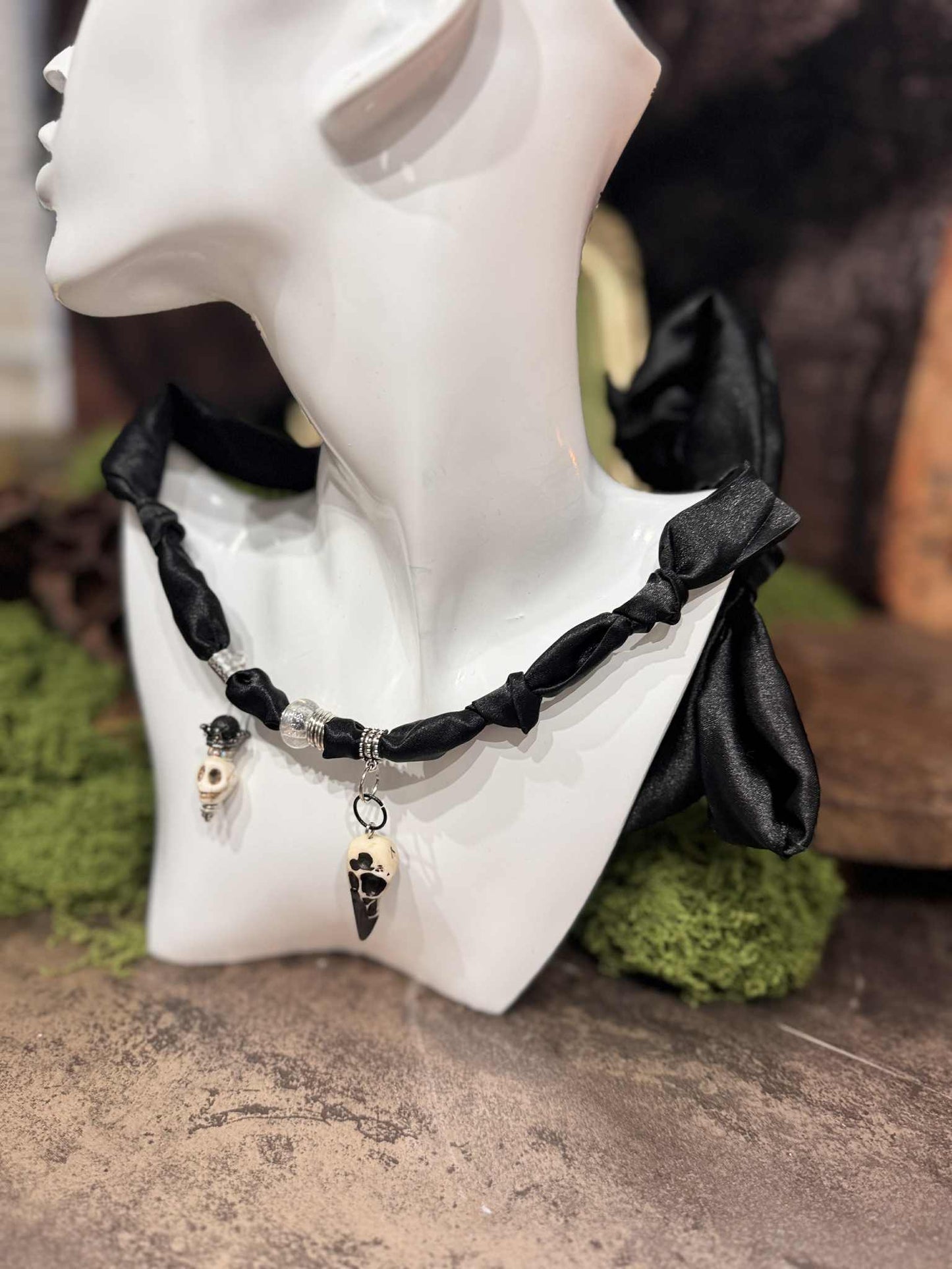 Silk necklace